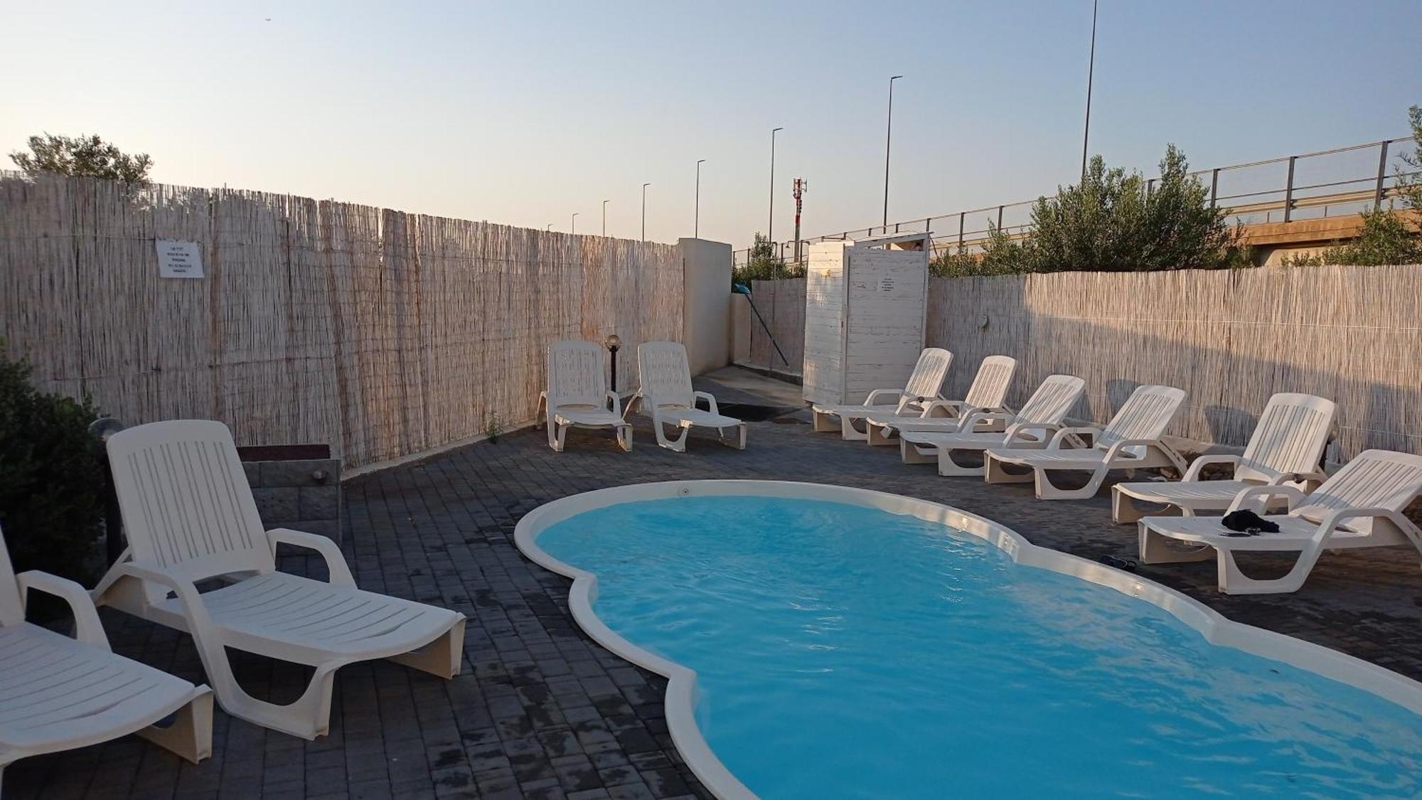 Sicily Rooms Appartamenti Carini Bilik gambar