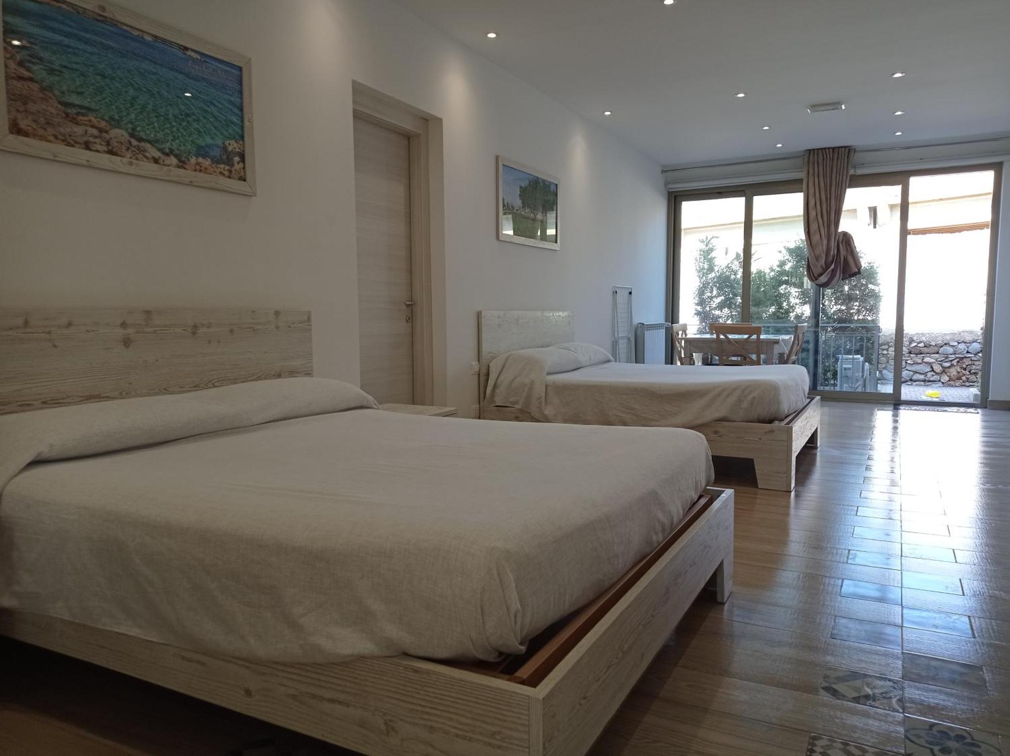Sicily Rooms Appartamenti Carini Bilik gambar