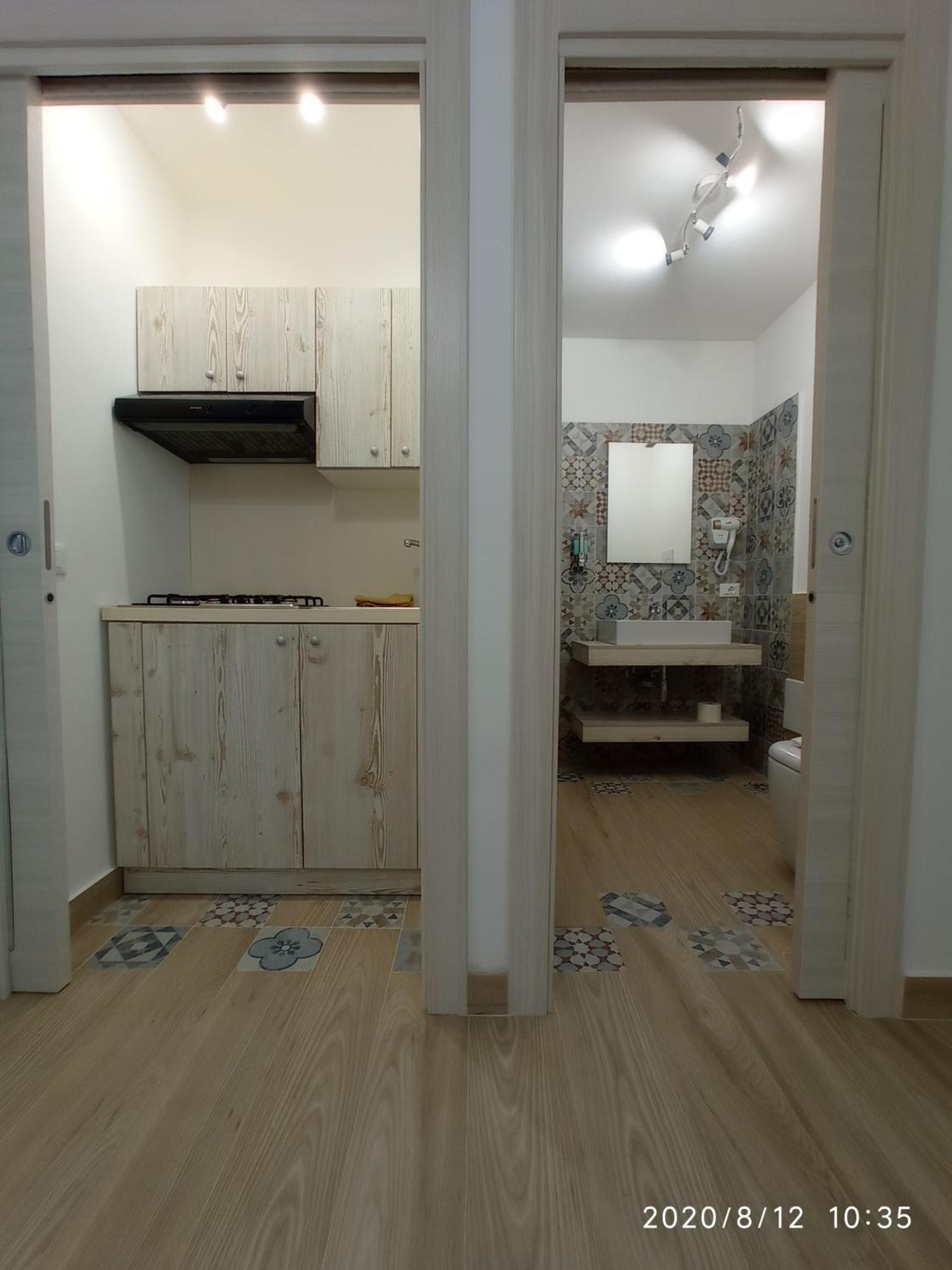 Sicily Rooms Appartamenti Carini Bilik gambar